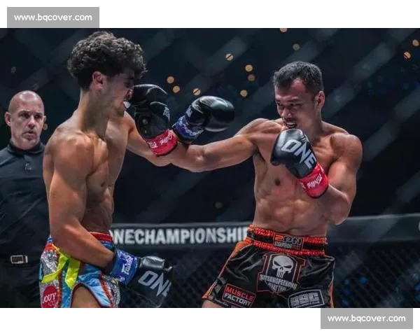 以西提猜经典比赛视频解析顶级踢拳技术与实战细节全回顾精彩瞬间