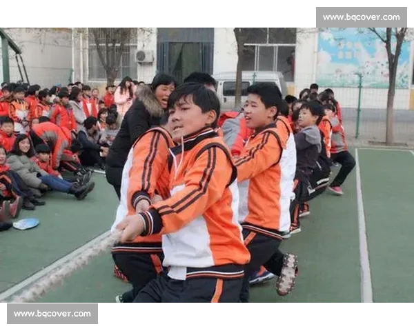 小学生拔河比赛视频展现团结拼搏与校园体育精神风采精彩瞬间记录力量 小学生拔河比赛视频展现团结拼搏与校园体育精神风采精彩瞬间记录力量