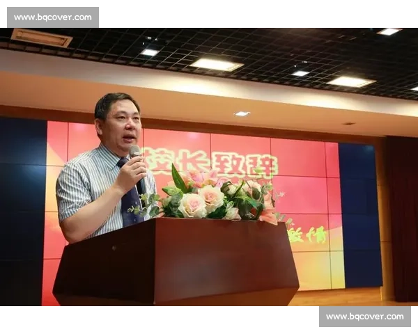 青春逐梦舞台绽放风采演讲比赛通讯稿聚焦思想与声音的力量时代回响