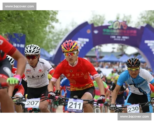 高原之城拉萨自行车比赛展现体育精神与城市活力新风貌时代魅力 高原之城拉萨自行车比赛展现体育精神与城市活力新风貌时代魅力